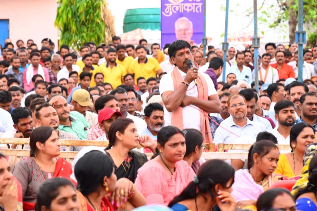 रायपुर : मुख्यमंत्री ने राजीव युवा मितान क्लब की जानकारी ली…
