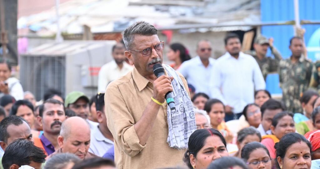 रायपुर : देवानन्द साहू ने बताया कि मुख्यमंत्री विशेष स्वास्थ्य सहायता योजना से पत्नी को हुए ब्रेस्ट कैंसर की बीमारी के इलाज के लिए शासन द्वारा 5.5 लाख रुपए से अधिक की राशि प्रदान की गई है…