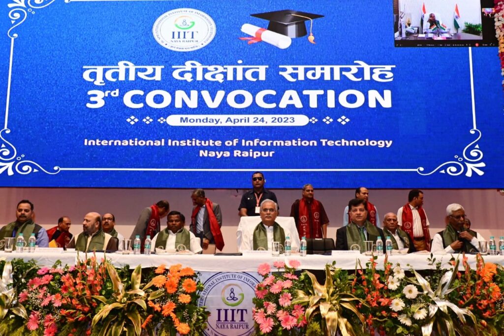 रायपुर : ट्रिपल आईटी नया रायपुर का तीसरा दीक्षांत समारोह शुरू…
