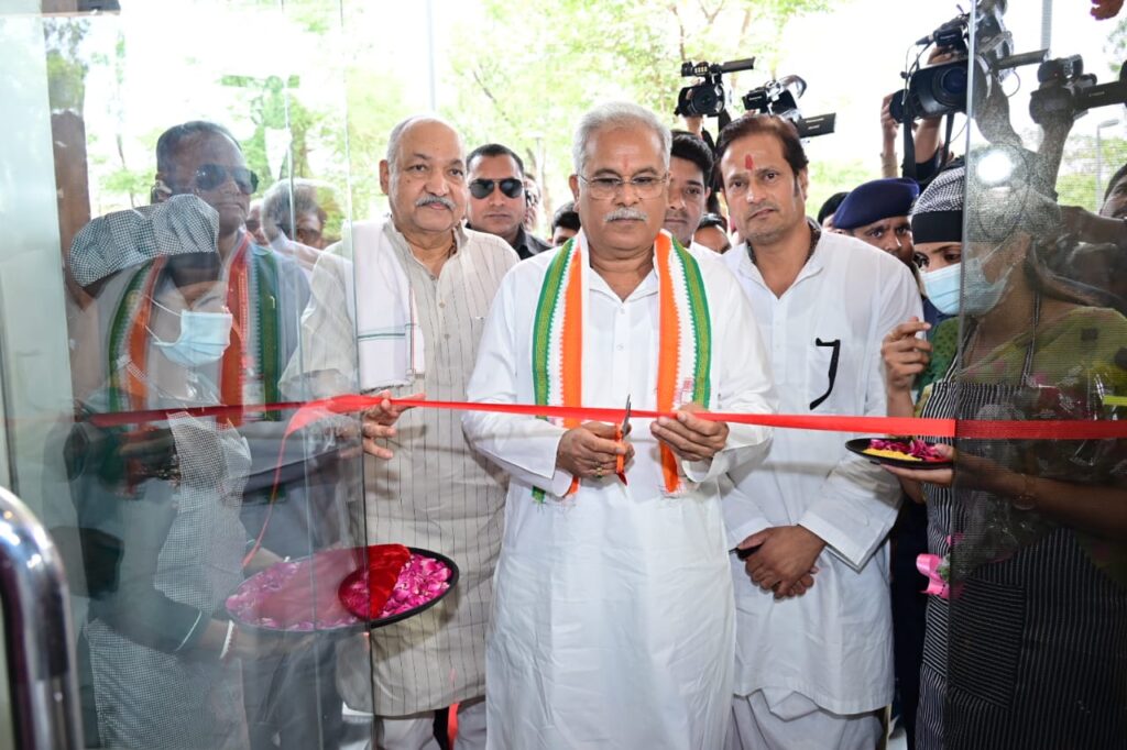 रायपुर : अब पोषण-पढ़ाई साथ-साथ : मुख्यमंत्री श्री बघेल ने किया नालंदा परिसर में शहर के दूसरे  मिलेट कैफ़े का शुभारंभ…