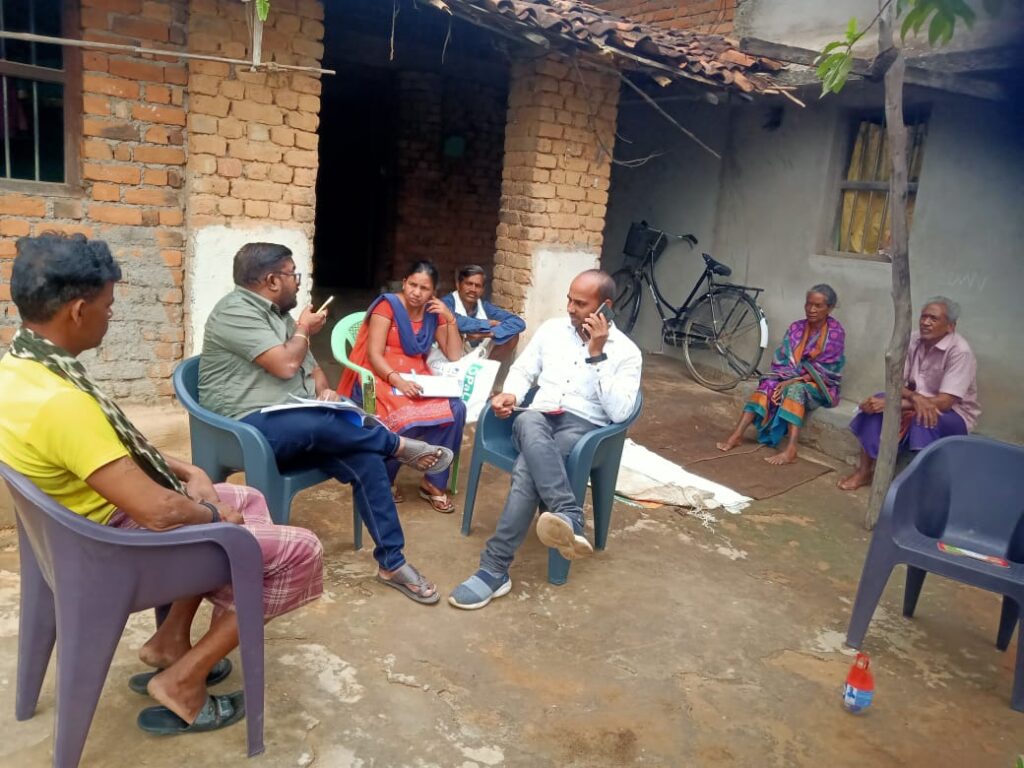 सारंगढ़-बिलाईगढ़ : कलेक्टर डॉ सिद्दीकी ने 2 गांव के सर्वे पूर्ण करने वाले दल की सराहना की…
