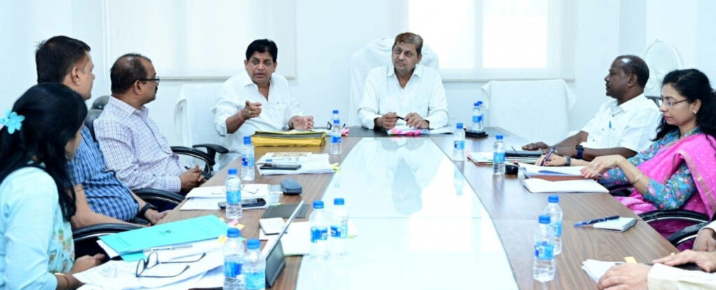 रायपुर : किसान कल्याण समिति के हितों पर हुई चर्चा…