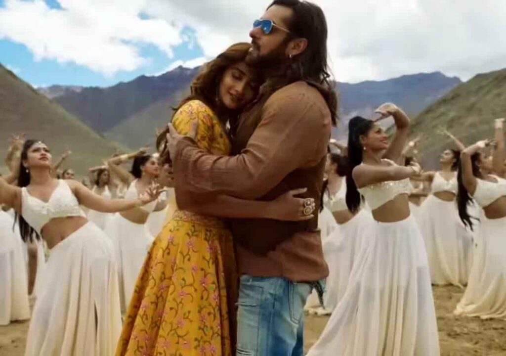 Kisi Ka Bhai Kisi Ki Jaan Box Office Day 1 Early Estimates: सलमान खान की फिल्म ने पहले दिन कूटे इतने करोड़, देखें आंकड़े…