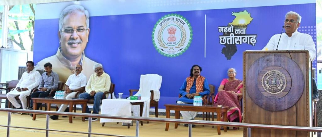 रायपुर : छत्तीसगढ़ में शासकीय नौकरियों में भर्ती का सिलसिला तेजी से शुरू: मुख्यमंत्री श्री भूपेश बघेल..