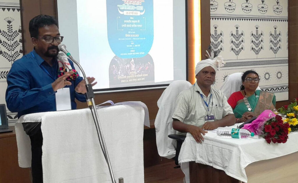 रायपुर : जनजातीय समाज की वाचिक परंपरा का अभिलेखीकरण भावी पीढ़ियों के लिए बनेगा पथ-प्रदर्शक : डॉ. संध्या भोई..