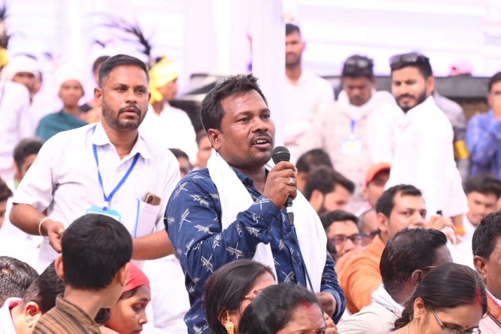 रायपुर : मुख्यमंत्री से बात करते हुए नीलकंठ ध्रुव ने बताया कि सप्ताह में 2 दिन बुधवार और रविवार को मोबाइल मेडिकल यूनिट घर के पास आती है…
