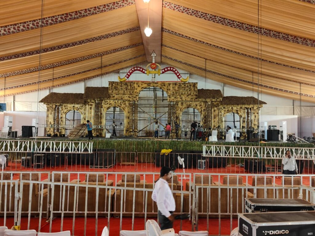 रायपुर : राष्ट्रीय रामायण महोत्सव की तैयारियां पूरी,अरण्य कांड की थीम पर सज रहा मंच…