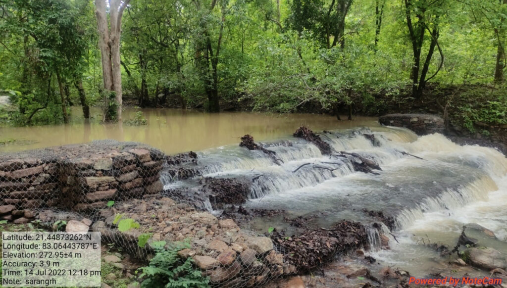 रायपुर : नरवा विकास कार्यों से हाथी प्रभावित वनक्षेत्रों में बढ़ी जल की उपलब्धता: मानव हाथी द्वंद में आई कमी..