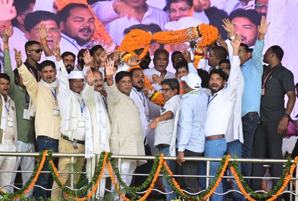 रायपुर : भरोसे का सम्मेलन : मुख्यमंत्री श्री भूपेश बघेल दुर्ग जिले के पाटन के ग्राम सांकरा पहुँचे…