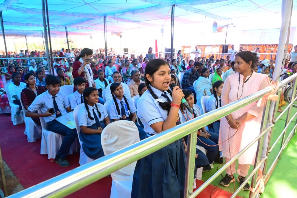 स्वामी आत्मानंद स्कूल, करतला की जान्हवी ने बताया कि वो वर्ष दसवीं की छात्रा हैं…