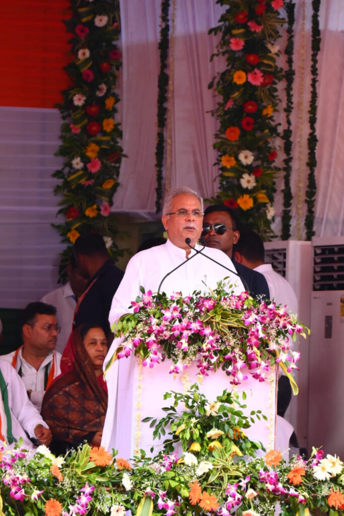 रायपुर : मुख्यमंत्री श्री भूपेश बघेल का सम्बोधन: कहा कि कोरबा ऊर्जा की राजधानी है..नेहरु जी ने 1957 में यहां बिजली प्लांट की शुरुआत की थी..
