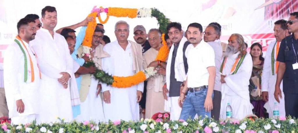 रायपुर : समर्थन मूल्य पर 20 क्विंटल धान प्रति एकड़ खरीदी का निर्णय: मुख्यमंत्री श्री भूपेश बघेल