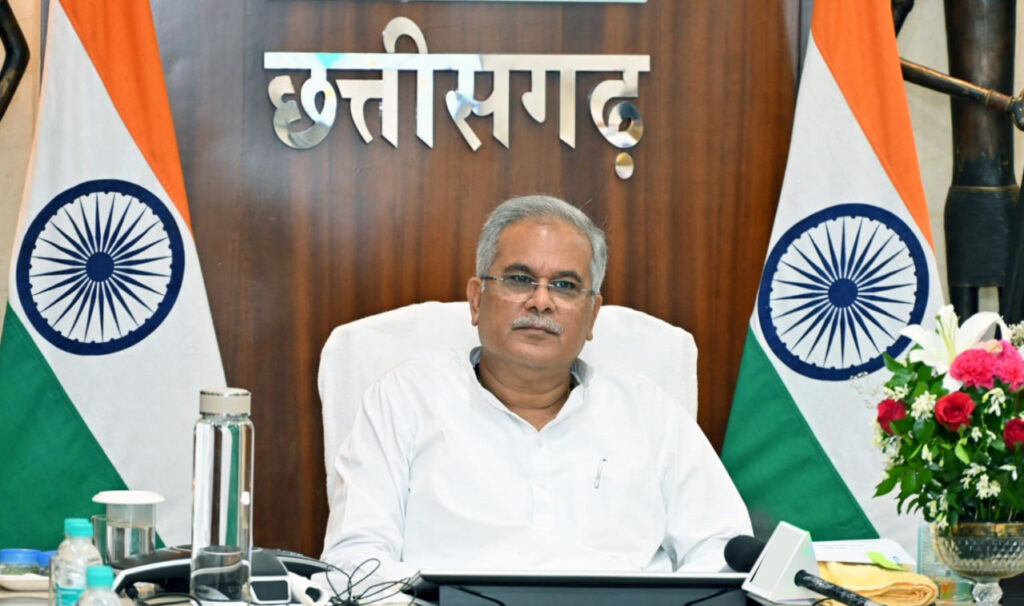 रायपुर : नागरिक सुविधाओं की दृष्टि से परिवहन विभाग के नवाचार उपयोगी: मुख्यमंत्री श्री भूपेश बघेल