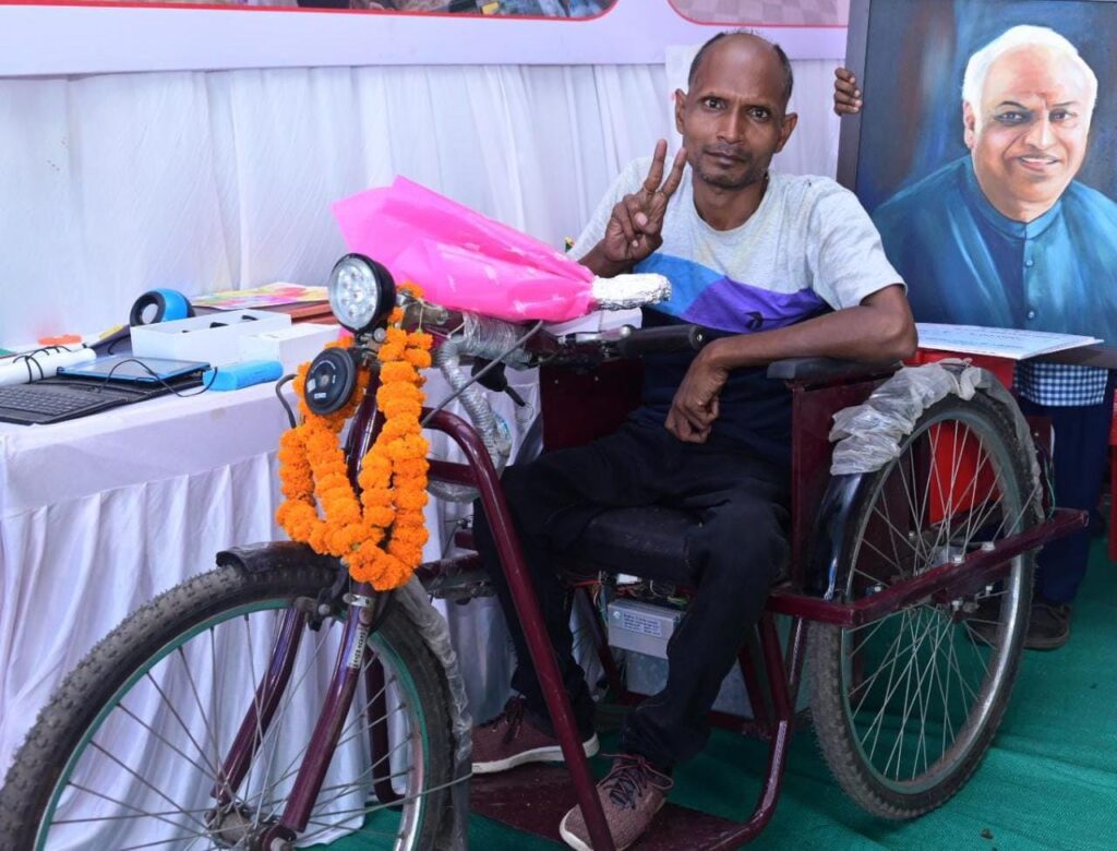 रायपुर : भरोसे का सम्मेलन : ट्राइसाइकिल मिलने से अब हर राह होगी आसान…