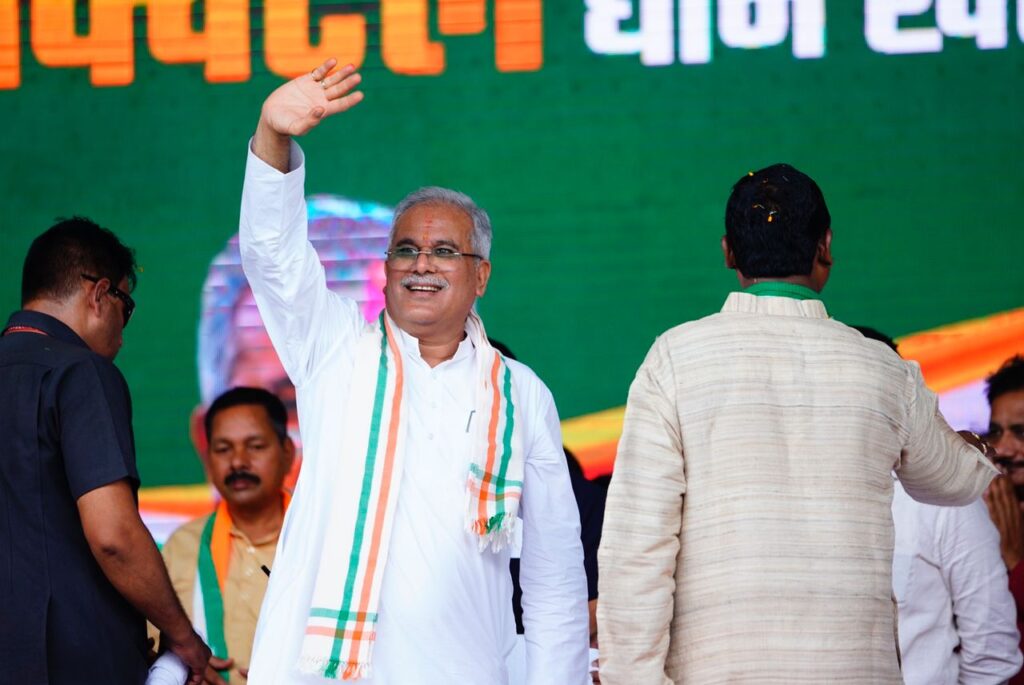 रायपुर : मुख्यमंत्री ने क्षेत्रवासियों को दी 334 करोड़ के 269 विकास कार्यों की सौगात…