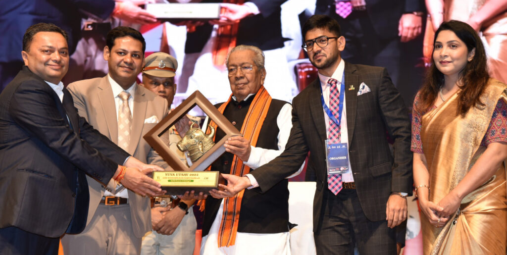 रायपुर : युवा राष्ट्र निर्माण में भागीदार बने और अपने देश पर गर्व करें- राज्यपाल श्री हरिचंदन