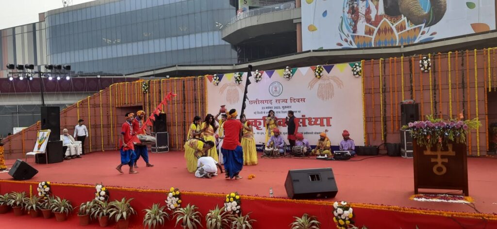रायपुर : राज्य दिवस पर भारतीय अंतर्राष्ट्रीय व्यापार मेले में छत्तीसगढ़ की संस्कृति ने दर्शकों को मंत्रमुग्ध किया…