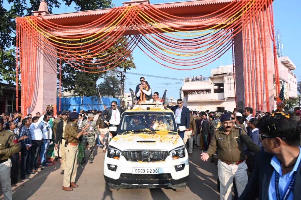 रायपुर : मुख्यमंत्री श्री विष्णु देव साय ने सौरभ सागर द्वार का किया लोकार्पण