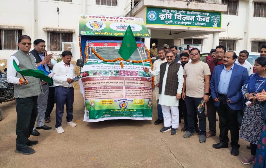 राजनांदगांव : विकसित भारत संकल्प यात्रा अभियान अंतर्गत शासन की योजनाओं से हितग्राहियों को अधिक से अधिक लाभान्वित करने के लिए किया जा रहा कार्य – प्रधानमंत्री श्री नरेन्द्र मोदी