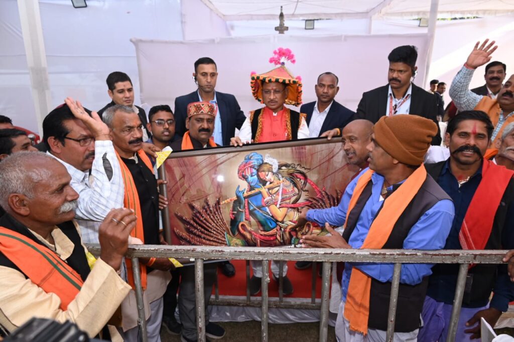 रायपुर : मुख्यमंत्री से यादव समाज के प्रतिनिधिमंडल ने की सौजन्य मुलाकात