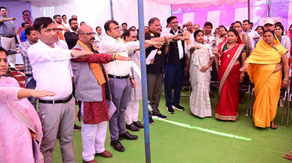 राजनांदगांव : विकसित भारत संकल्प यात्रा पहुंची ग्राम भानपुरी