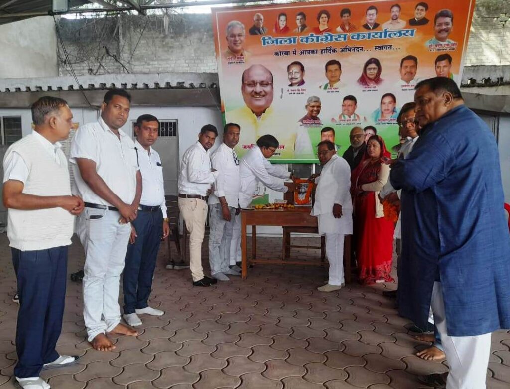 बाबा गुरू घासीदास ने सम्पूर्ण मानव जीवन को मनखे-मनखे एक समान का प्रेरक संदेश दिया…