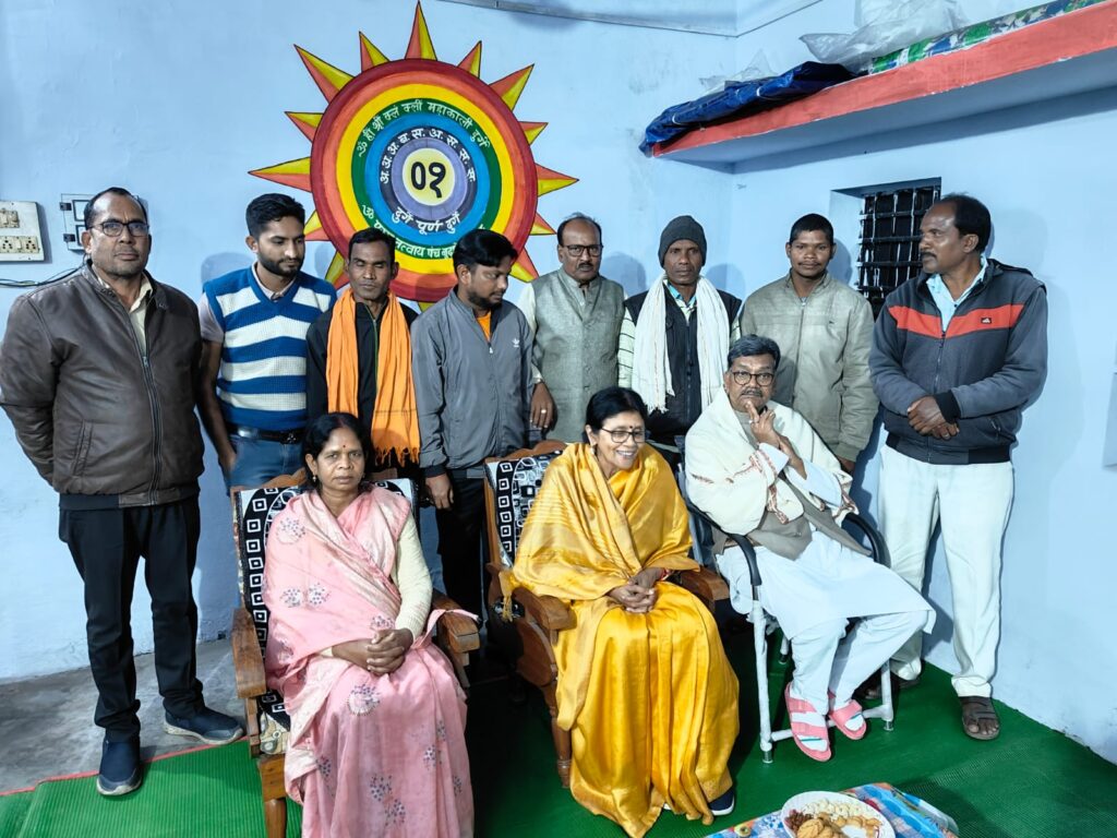 नेता प्रतिपक्ष व सांसद का जिले में जनसंपर्क