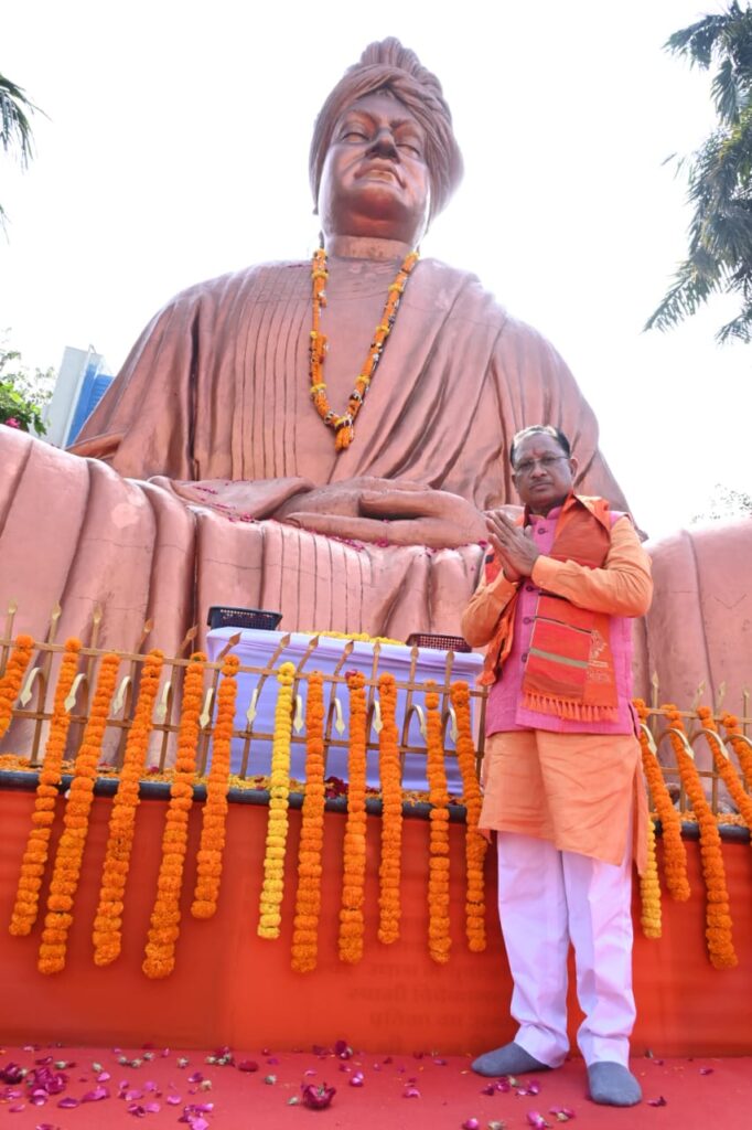 रायपुर : मुख्यमंत्री श्री विष्णु देव साय राजधानी रायपुर के स्वामी विवेकानंद सरोवर पहुंचे
