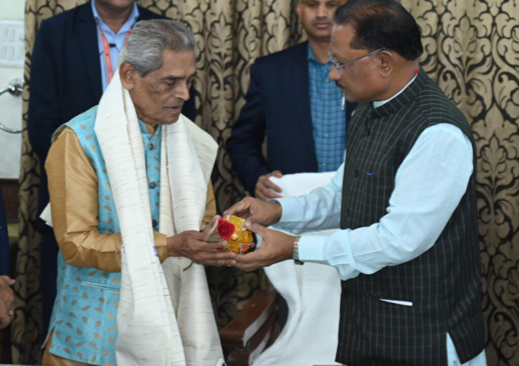 रायपुर : जब रामलाल बरेठ चार साल के थे तब महाराजा चक्रधर सिंह ने पहचान ली थी उनकी प्रतिभा