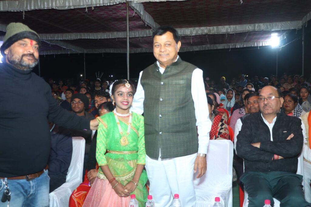 रायपुर : सभी को भारत माता की रक्षा करने में निभानी होगी महत्वपूर्ण भूमिका: उद्योग एवं श्रम मंत्री श्री लखन लाल देवांगन