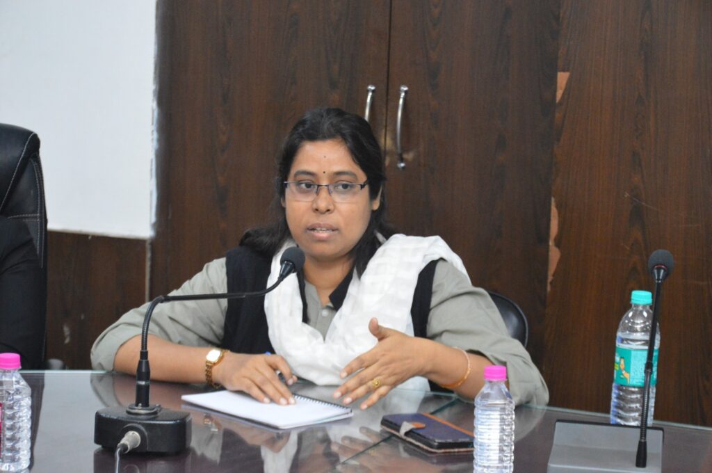 जनजाति कार्य मंत्रालय की डॉ. जमील की उपस्थिति में पीएम जनमन योजना के क्रियान्वयन हेतु जिला अधिकारियों की हुई बैठक…