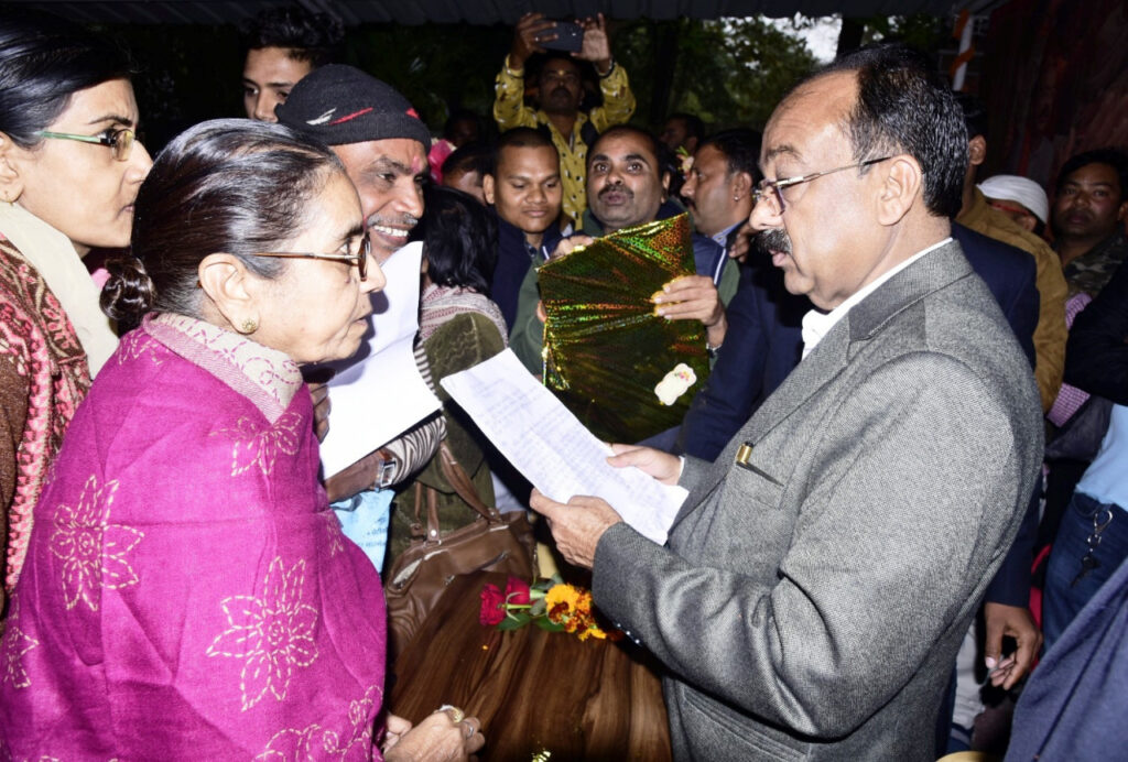 रायपुर : उप मुख्यमंत्री श्री अरुण साव ने ‘जनदर्शन’ में सुनी लोगों की समस्याएं