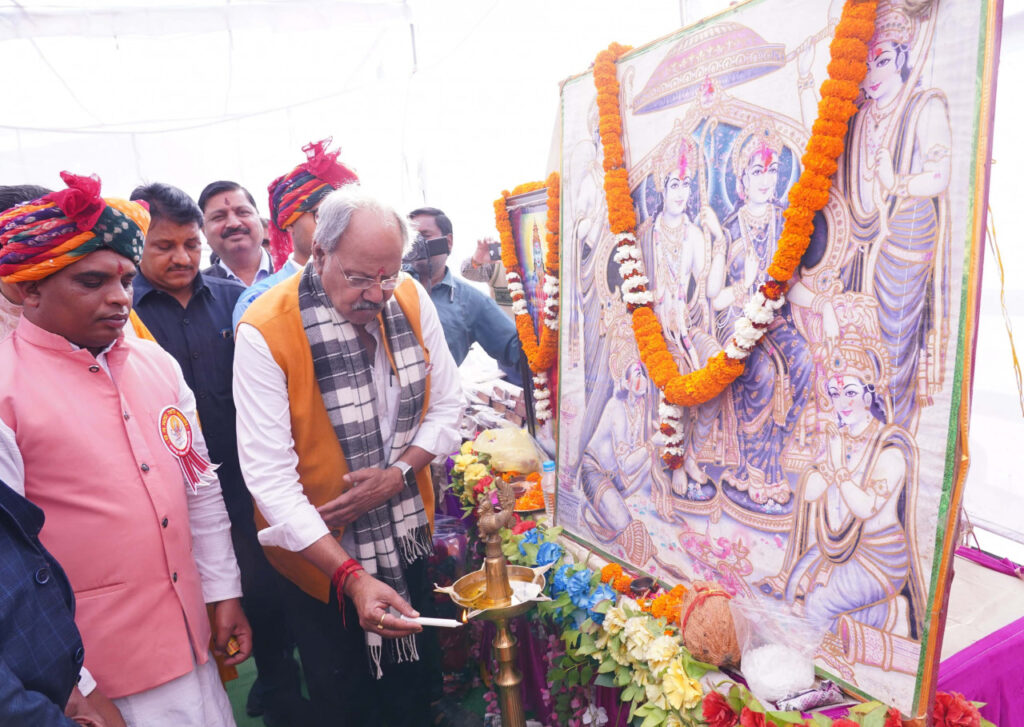 रायपुर : शाकम्भरी जयंती पर आयोजित कार्यक्रम में शामिल हुए मंत्री श्री बृजमोहन अग्रवाल