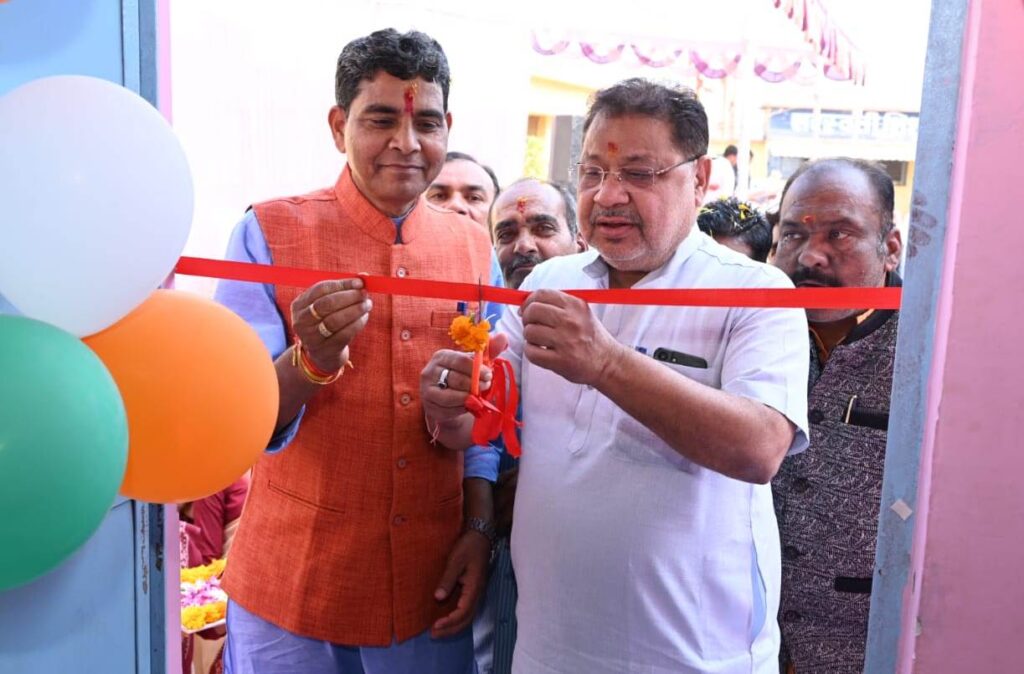 रायपुर : संगत, श्रवण और विचार ही मानव को उन्नति की ओर ले जाएंगे : मंत्री श्री टंकराम वर्मा