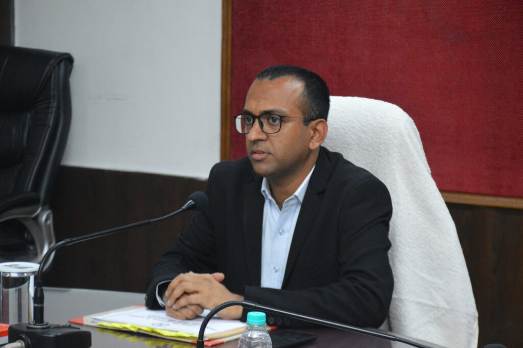 कोरबा : डीएमएफ का पैसा शासन का, इस राशि का उपयोग जिले के विकास कार्यों के लिए हो – कलेक्टर