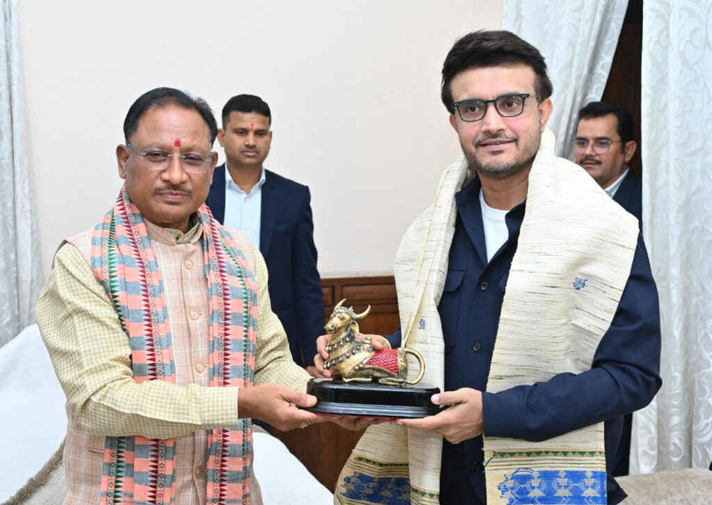 रायपुर : बचपन में क्रिकेट में इतनी रुचि थी कि लकड़ी से खुद बनाते थे बैट, मुख्यमंत्री श्री साय ने भारतीय क्रिकेट टीम के पूर्व कप्तान एवं बीसीसीआई के पूर्व अध्यक्ष श्री सौरव गांगुली से सौजन्य मुलाकात में बताया…