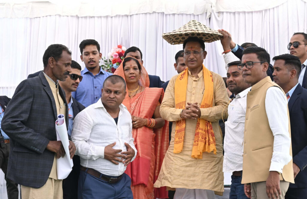 रायपुर : आप सभी का आशीर्वाद बना रहे, आपसे मिली ताकत से ही मोदी की गारंटी को पूरा करेंगे: मुख्यमंत्री श्री विष्णु देव साय