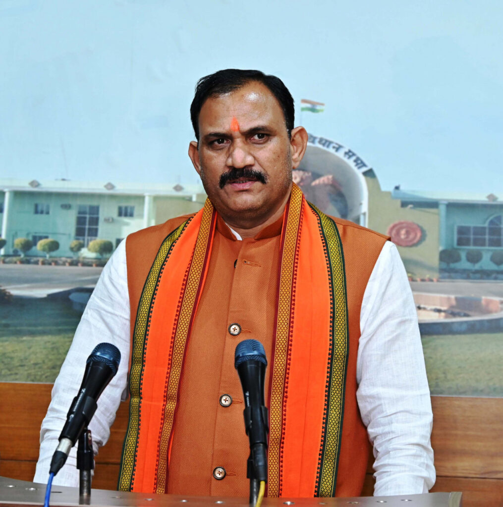 रायपुर : स्वास्थ्य मंत्री श्री श्याम बिहारी जायसवाल के विभागों के लिए 6206 करोड़ रुपये से अधिक की अनुदान मांगे पारित