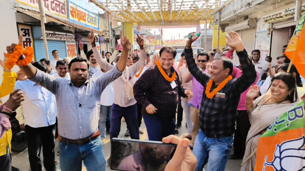 भाजपा ने फहरायी विजय पताका, छुरी नगर पंचायत अध्यक्ष नीलम देवांगन के खिलाफ अविश्वास प्रस्ताव पारित…