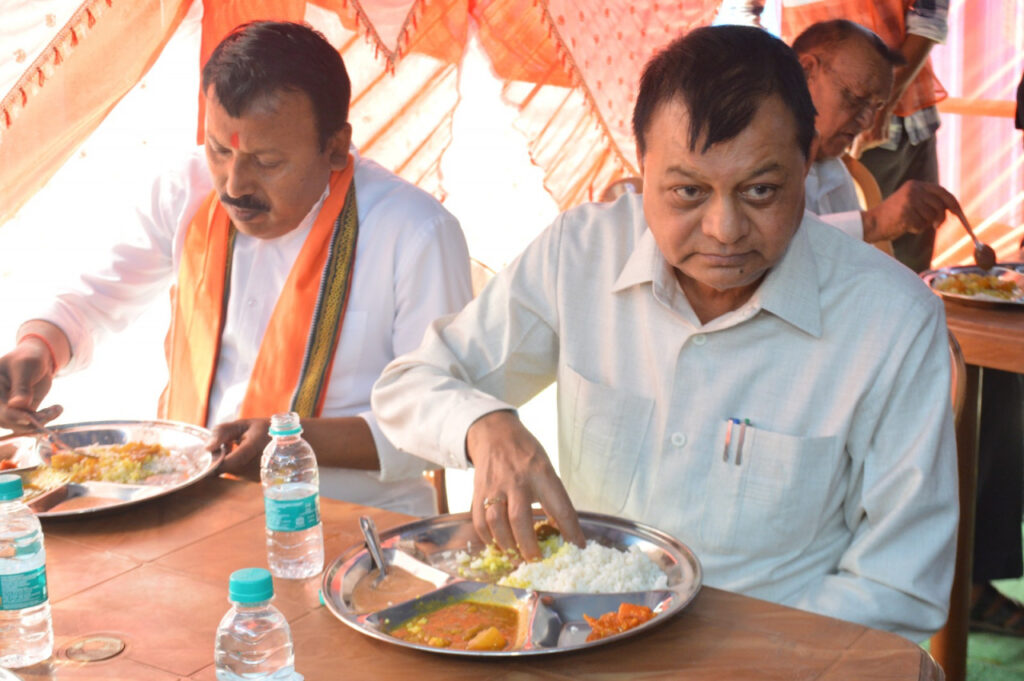 रायपुर : देश के विकास में श्रमिकों के योगदान को नहीं भुलाया जा सकता : श्रम मंत्री श्री लखन लाल देवांगन