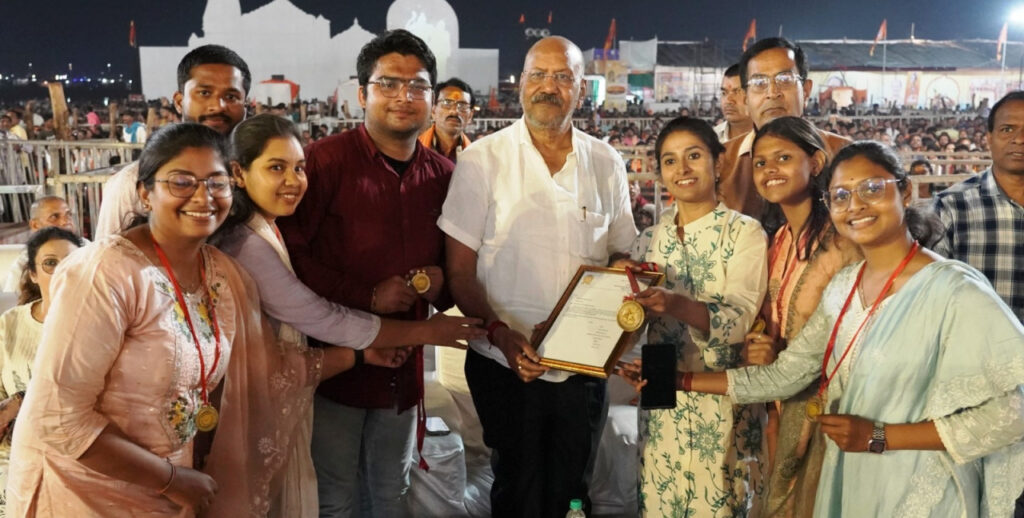 रायपुर : ‘रक्तवीर’ अभियान ने राजिम कुंभ में बनाया विश्व रिकॉर्ड