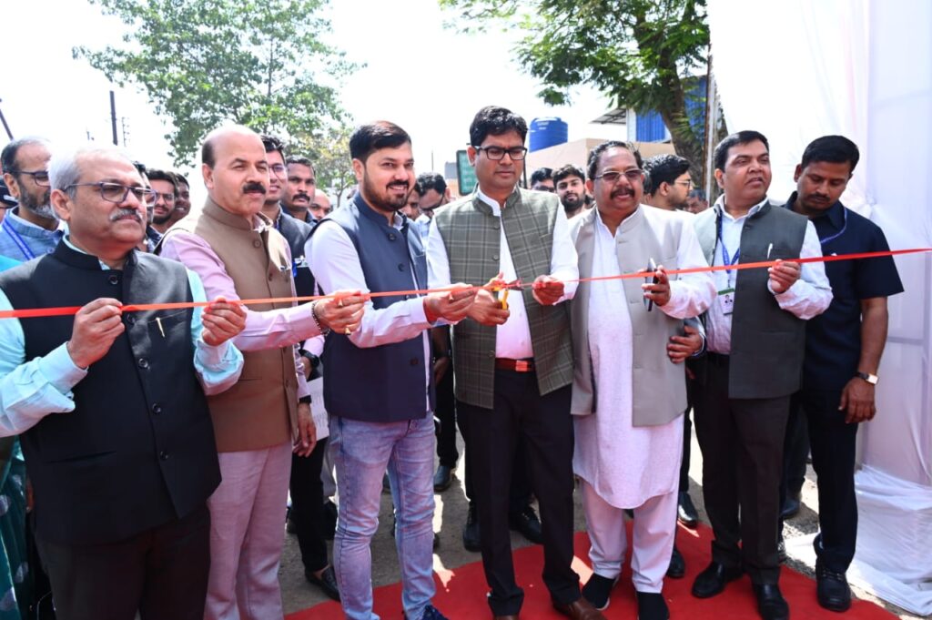 रायपुर : उभरती हुई संभावनाओं का ज्यादा से ज्यादा उपयोग कर स्वरोजगार की तरफ बढ़ें युवा : वित्त मंत्री श्री ओपी चौधरी