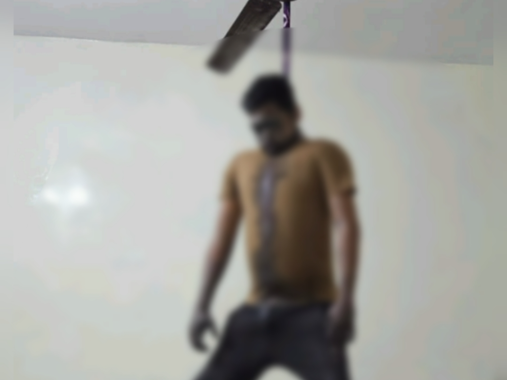 ‘मैं जीना नहीं चाहता, मेरी बॉडी को घर भिजवा दीजिएगा’:MP के युवक ने जगदलपुर के होटल में लगाई फांसी, सुसाइड नोट भी बरामद