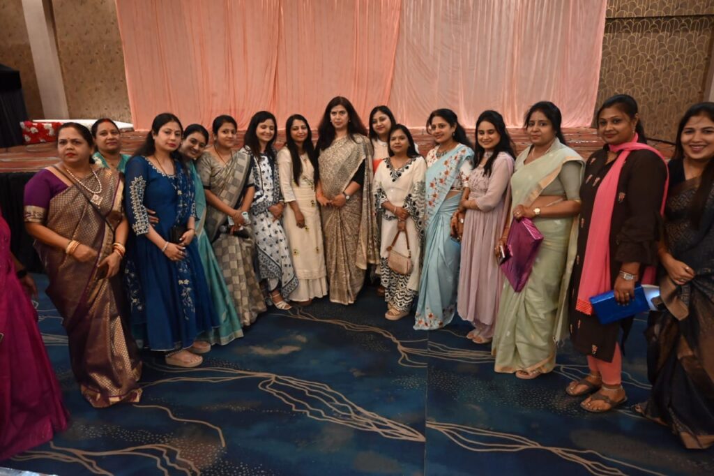 सरोज पाण्डेय कर रही हैं अपनो की बात अपनो के साथ, गृहणी बहनो ने कहा हम भी हैं आप के साथ…