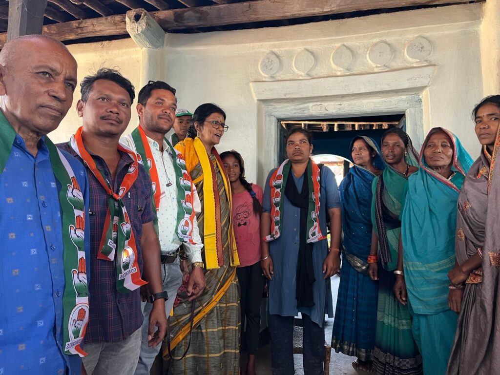 अपने जल-जंगल-जमीन की रक्षा के लिए कांग्रेस की सरकार चुनें