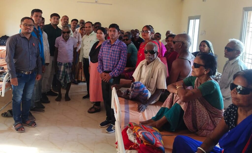पोंडी-उपरोड़ा ब्लाक के 55 लोगों ने कराई मोतियाबिन्द सर्जरी