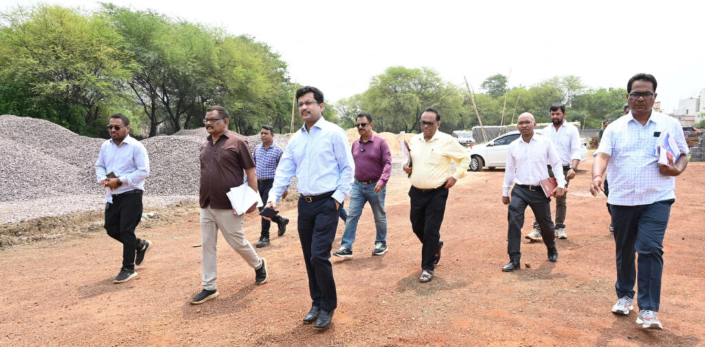 रायपुर : स्वयं के विकास के साथ समाज में भागीदारी ही वास्तविक सफलता : श्री सोनमणि बोरा