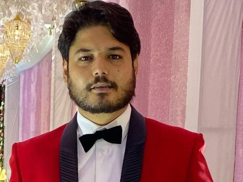 व्यवसायी की मिली अधजली लाश, हत्या या सुसाइड: मानसिक रूप से ​​​​​​​था परेशान, बिना बताए घर से निकला फिर झाड़ियों में मिला शव…