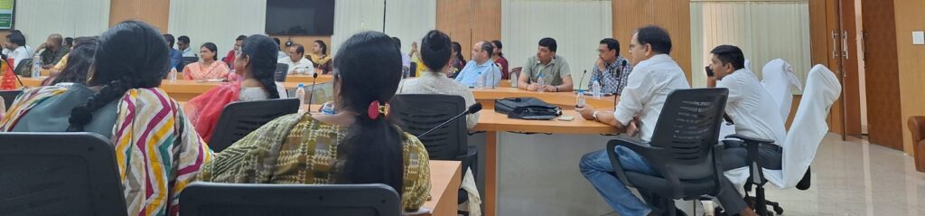 गणना पर्यवेक्षक, गणना सहायक व माइक्रो आब्जर्वर को दिया गया प्रथम चरण का प्रशिक्षण..