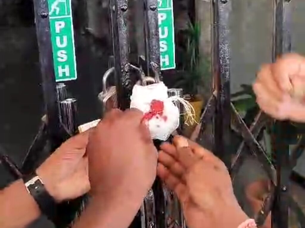 असिस्टेंट प्रोफेसर के ऑपरेशन से गर्भवती की मौत: आदिवासी महिला के पेट को 2 बार चीरा, लक्ष्मी नारायण हॉस्पिटल सील…